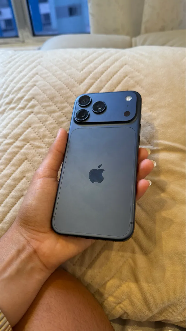iPhone 17 Pro Max 256gb Silver lacrado - Celulares e Smartphones