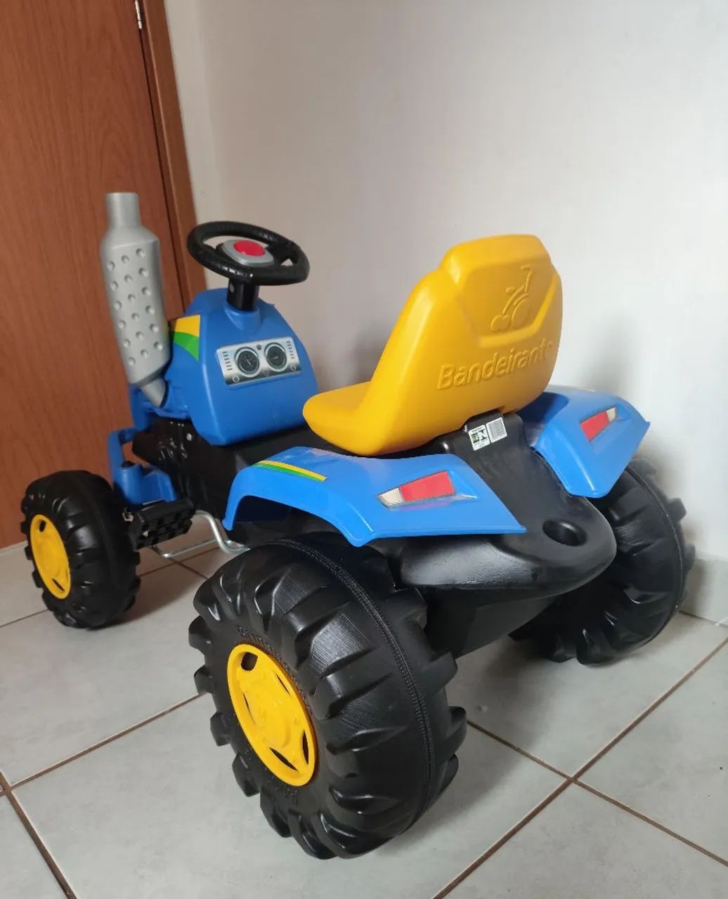 TRATOR BANDEIRANTES  - Foto 2