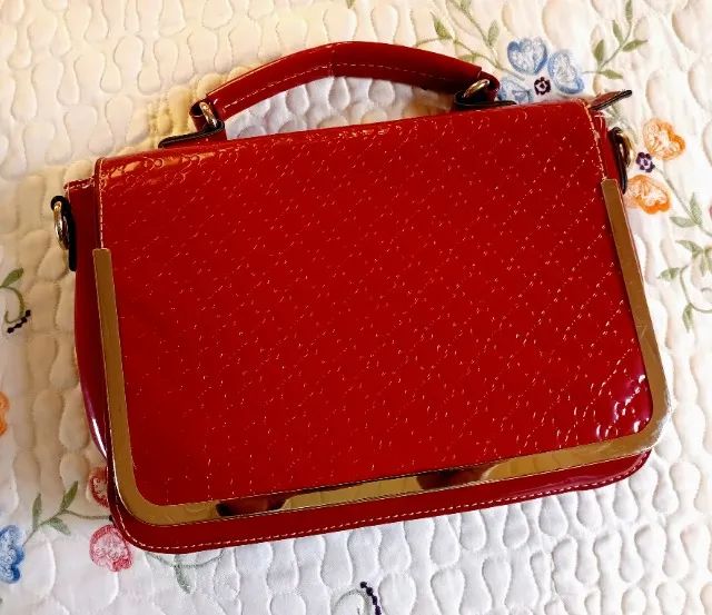 Bolsa vermelha