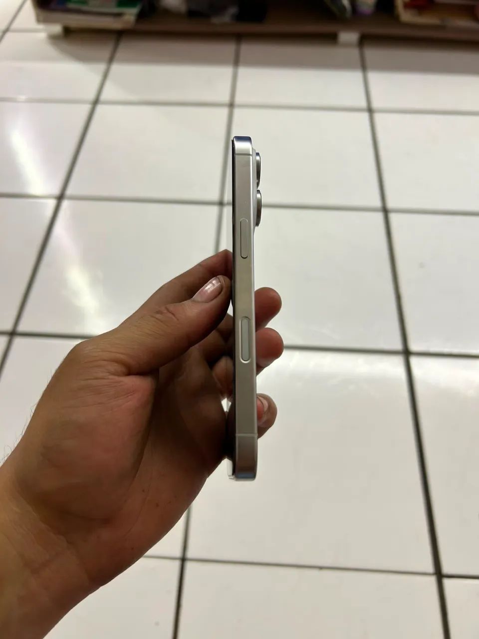 iPhone 16 pro  - Foto 2