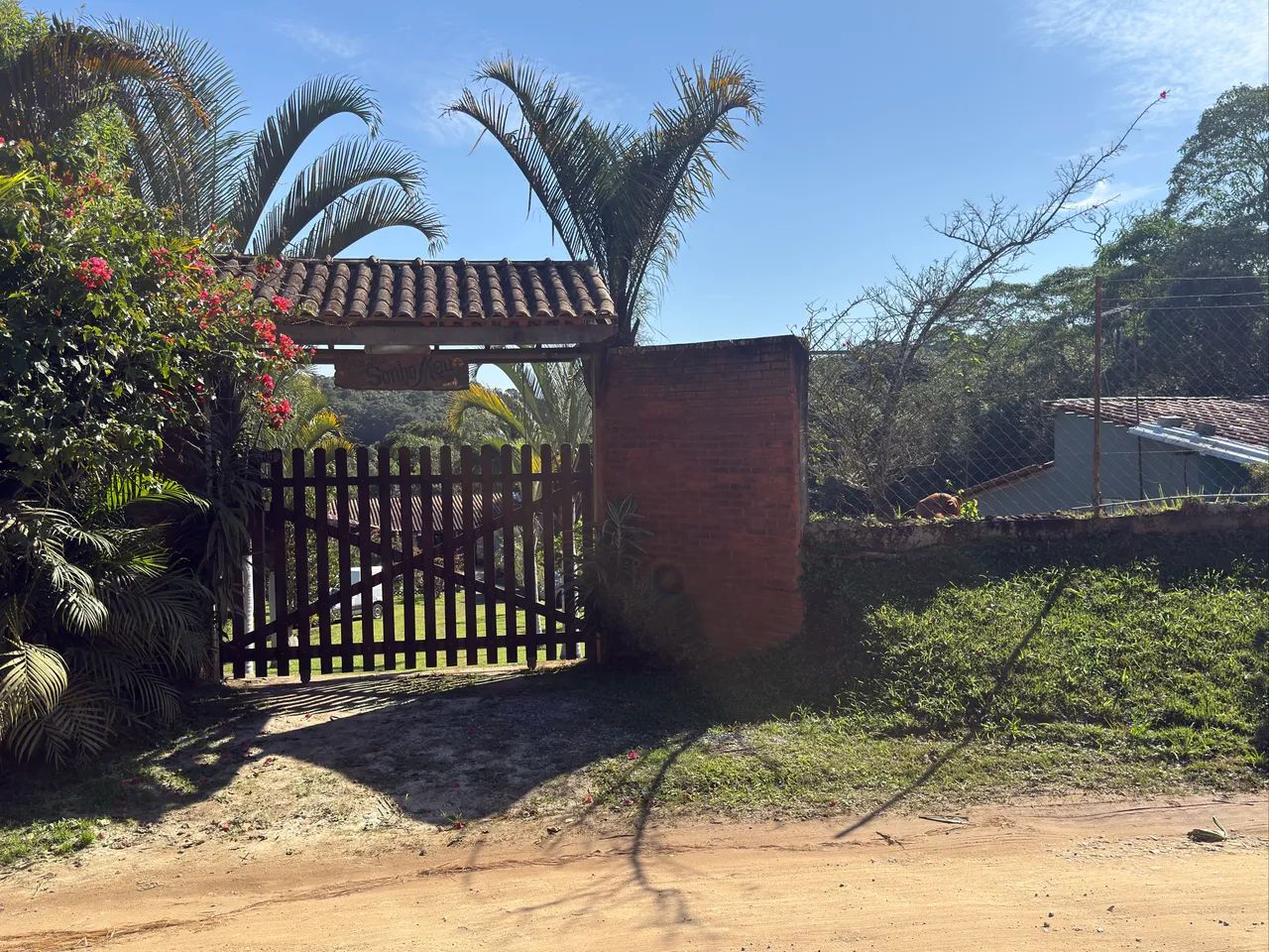 Chácara a venda , com casa sede e mais casa de caseiro