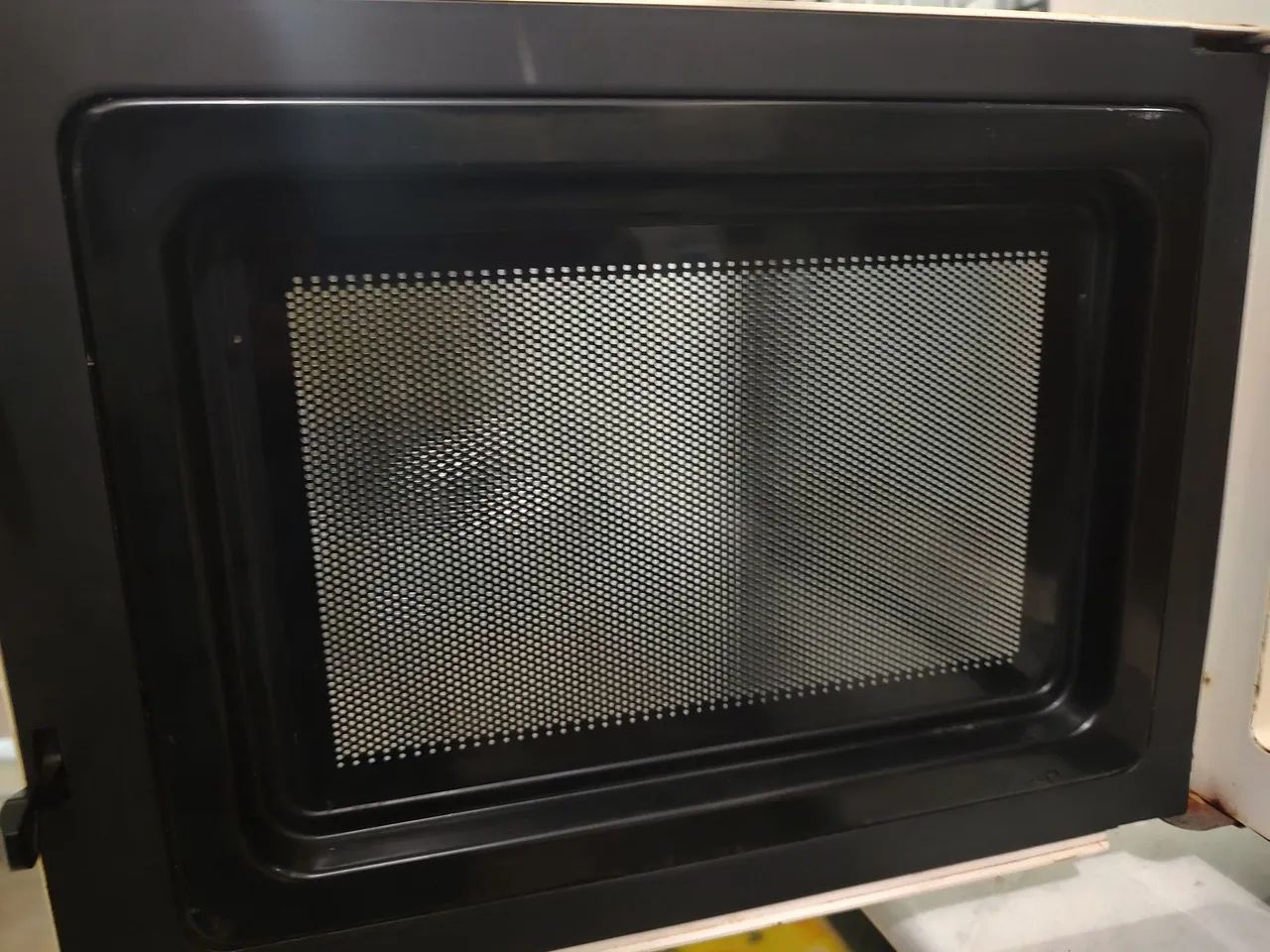 Microondas Eletrolux 17L- com defeito - Foto 2