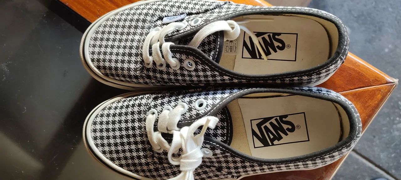 Vendo tênis feminino Vans zero  - Foto 2