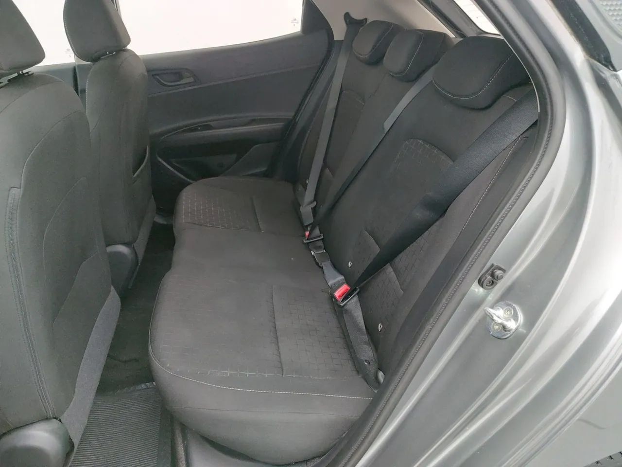 Hyundai HB20 Comfort Plus 1.0 Flex 12V Mec., foto 17 de 18