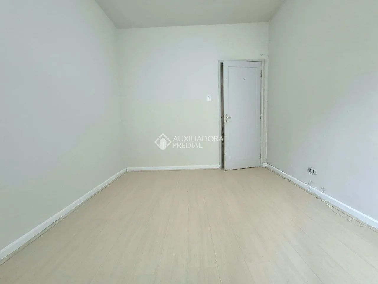 Aparatamento com 02 quartos no Centro - Foto 4