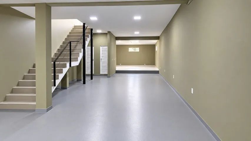 ALUGA-SE IMÓVEL COMERCIAL NA AV. GETÚLIO VARGAS - CENTRO- TEL. *59