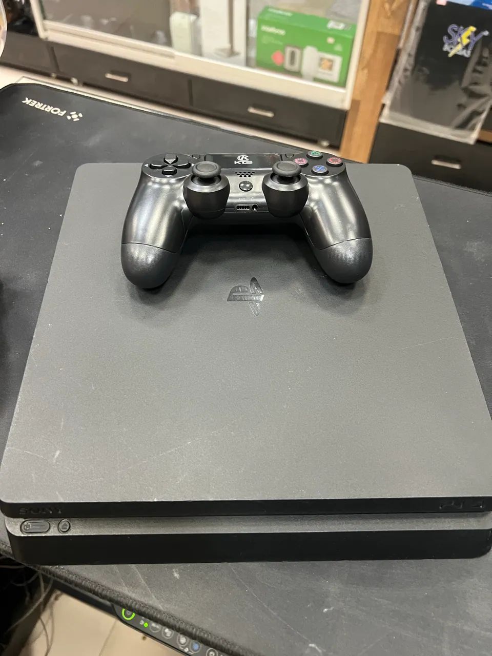 Ps4 slim desbloqueado  - Foto 2