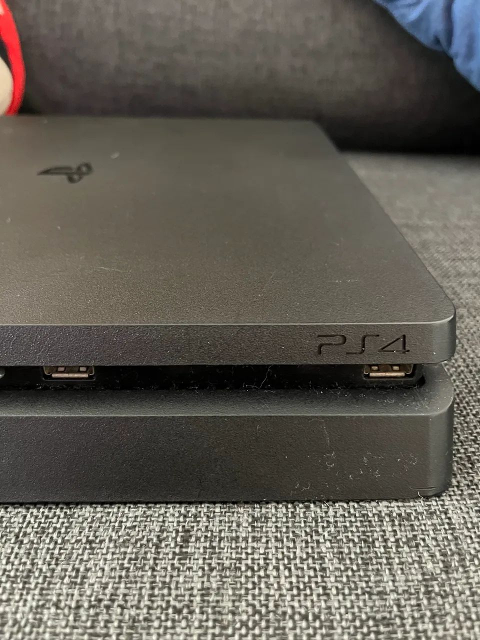 Play 4 com 1 controle e 3 jogos  - Foto 2