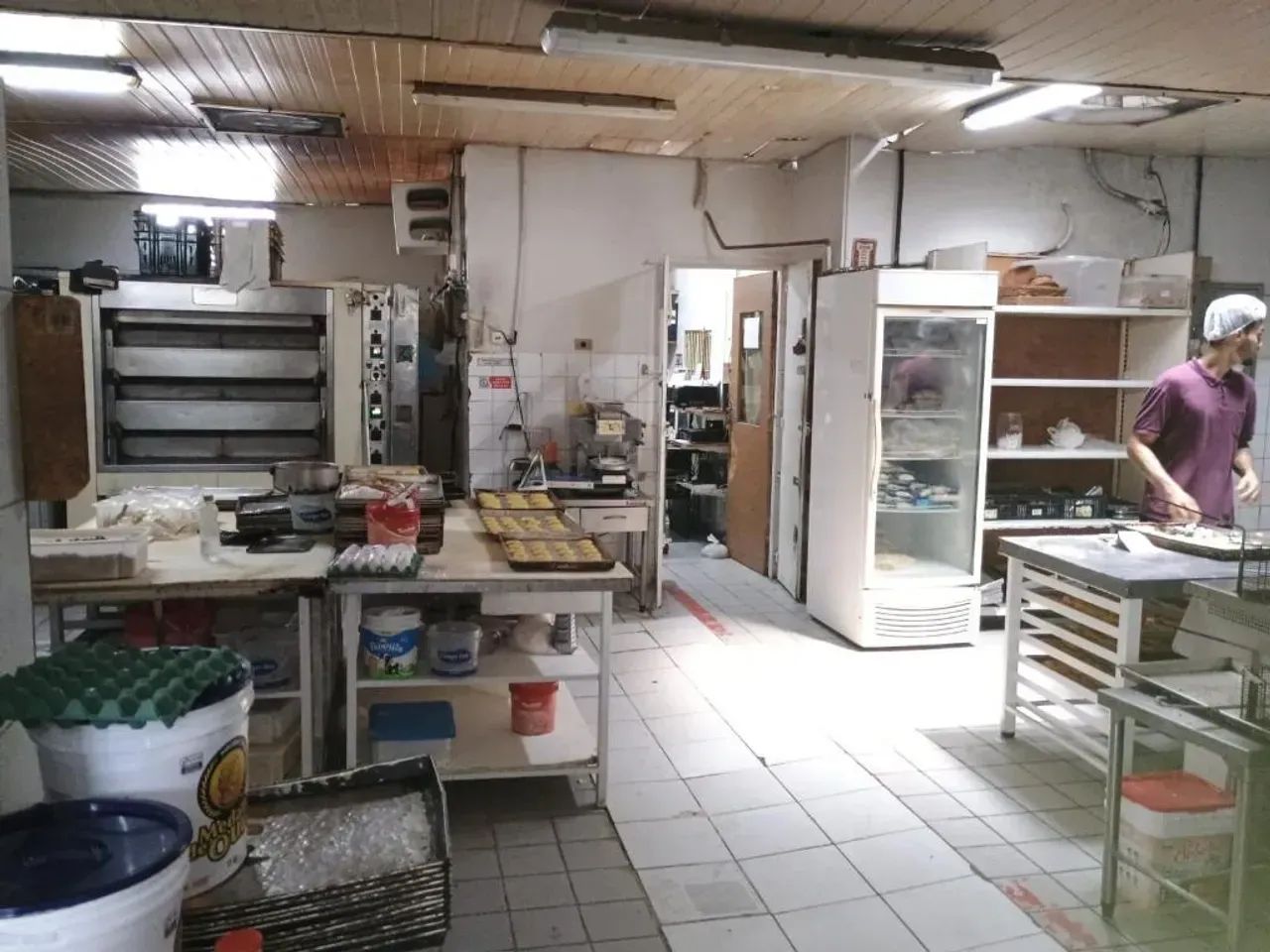 Vendo ponto comercial com 422m na Av. Bernardo Vieira de Melo!