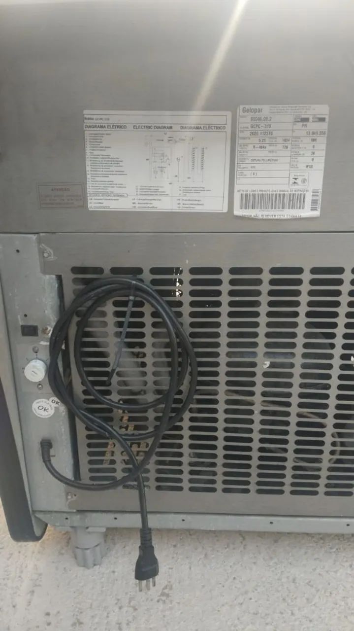 Balcão de açougue refrigerado gelopar , troco por moto. - Foto 3