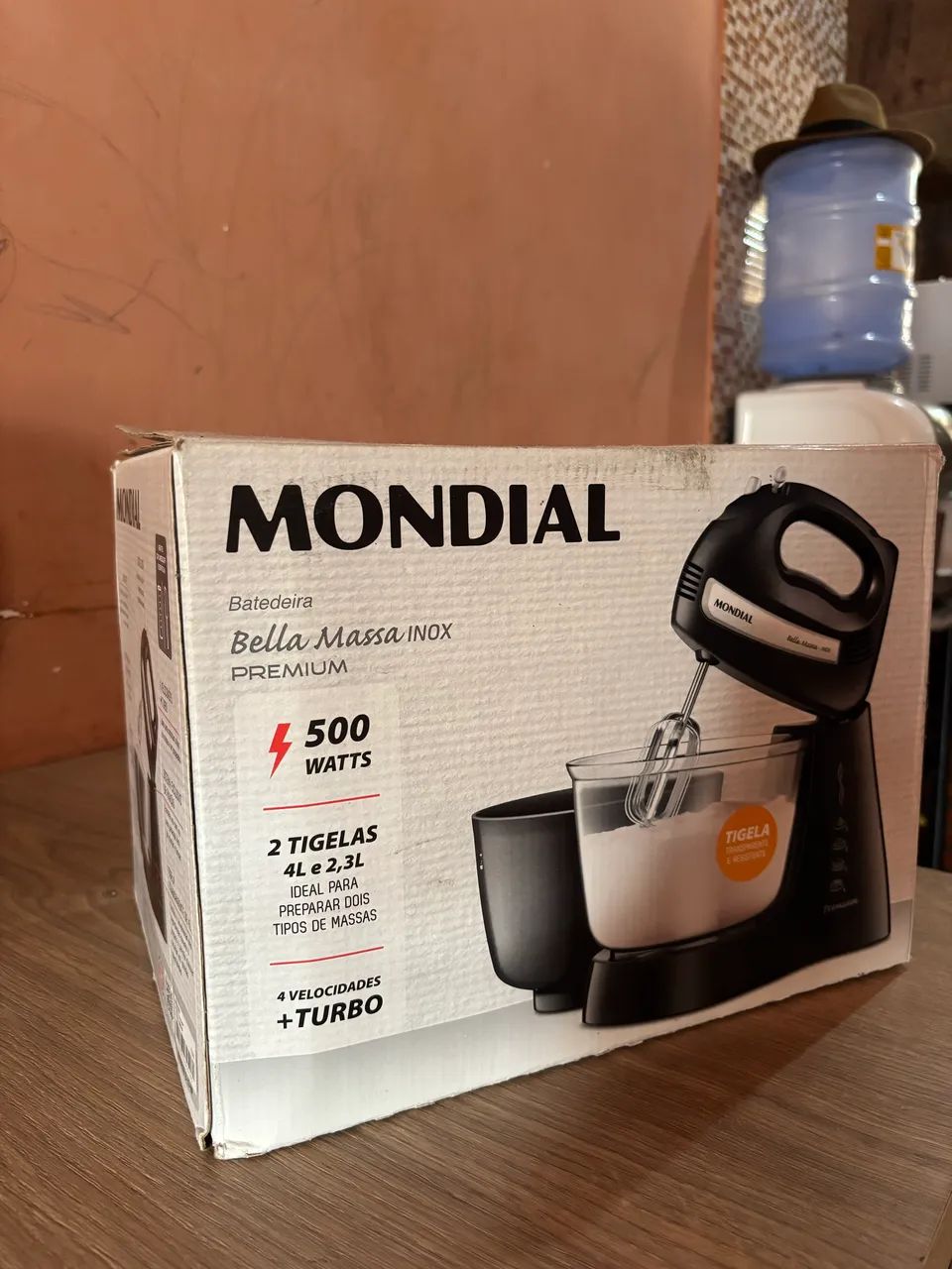 Batedeira Mondial Bella Massa Inox Premium 500W - NOVA, nunca usada!
