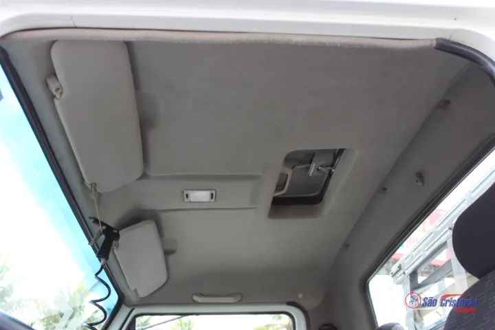 Vw 8-160 com carroceria - Foto 5