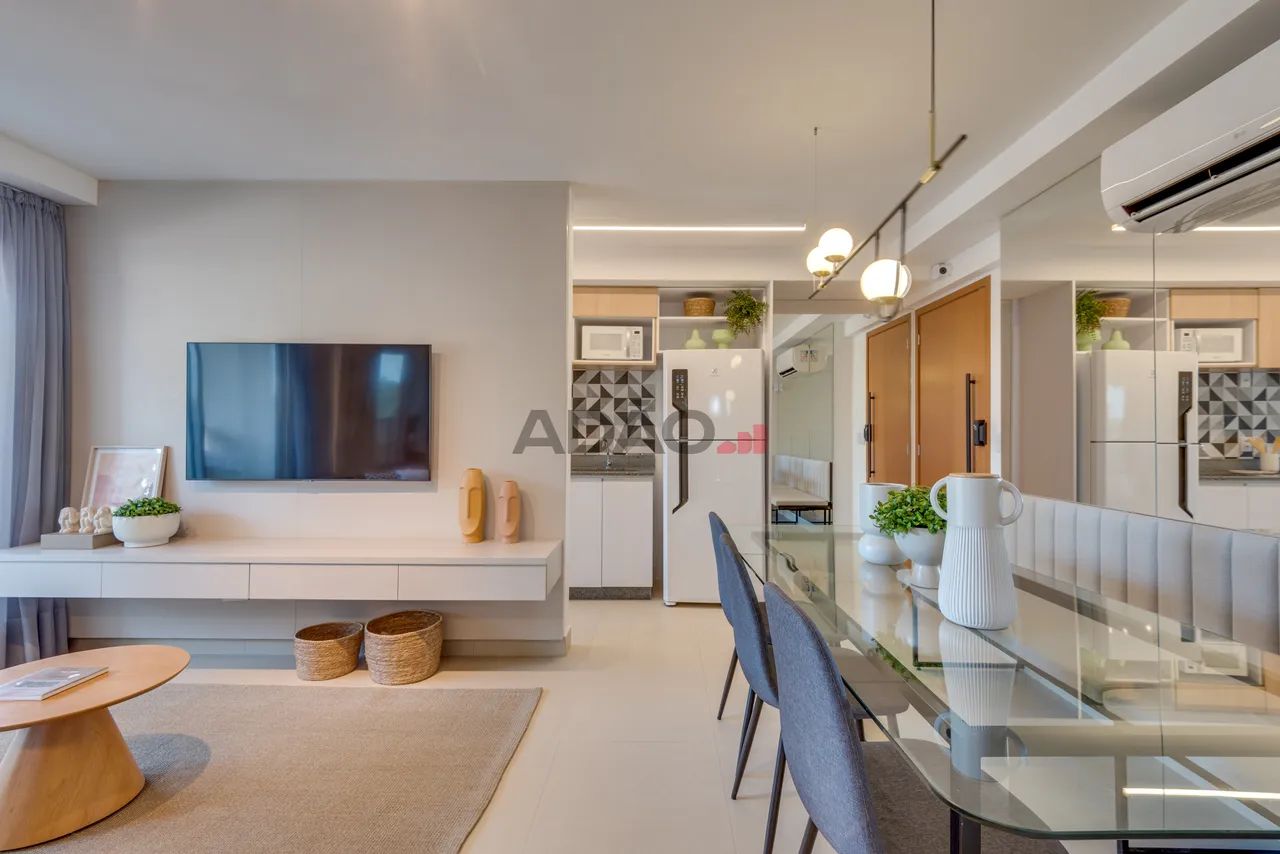 Apartamento mobiliado de 3Q na avenida Leste Oeste