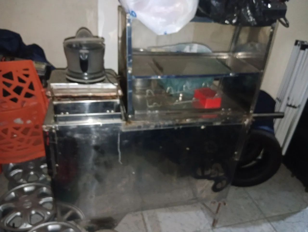 Vendo esse carrinho de lanche com completo  - Foto 2