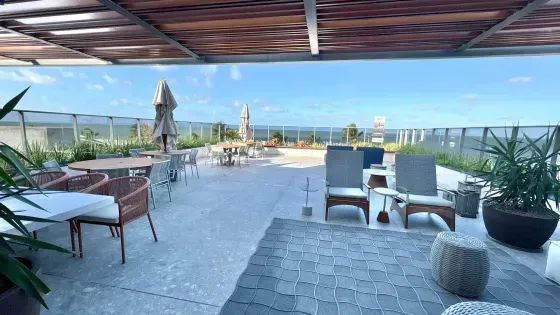 APARTAMENTO TÉRREO COM JACUZZI PRIVATIVA - LOCAÇÃO