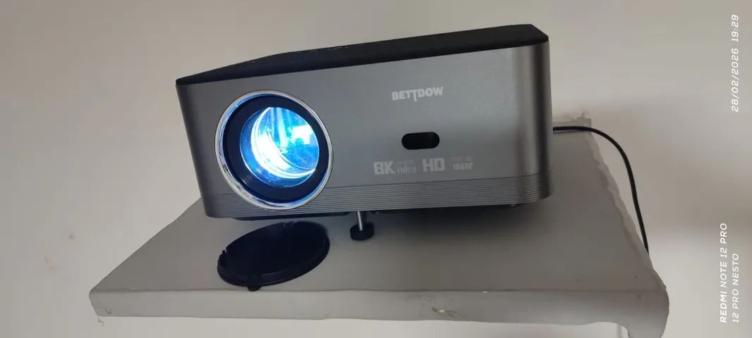 Projetor Bettdow Wifi6 4K Full HD 1080p 15000lm - Foto 2