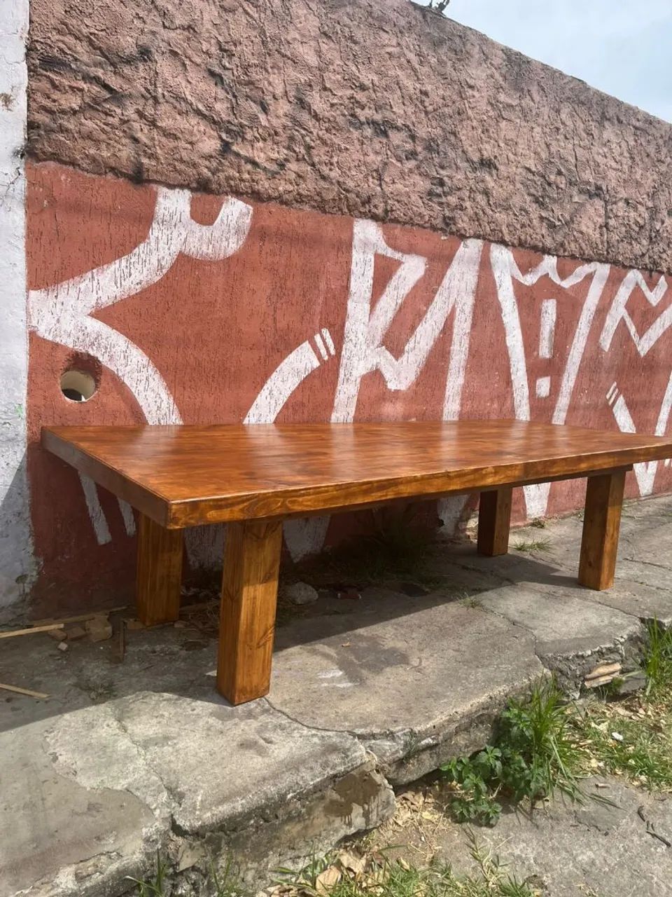 Mesa de madeira maciça grande
