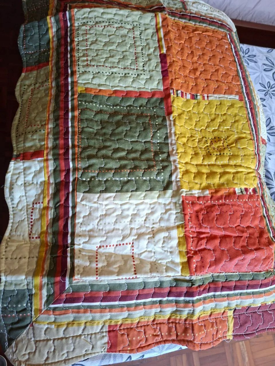 2 Colchas de Solteiro em Patchwork - 1,6 x 2,4 - Foto 2