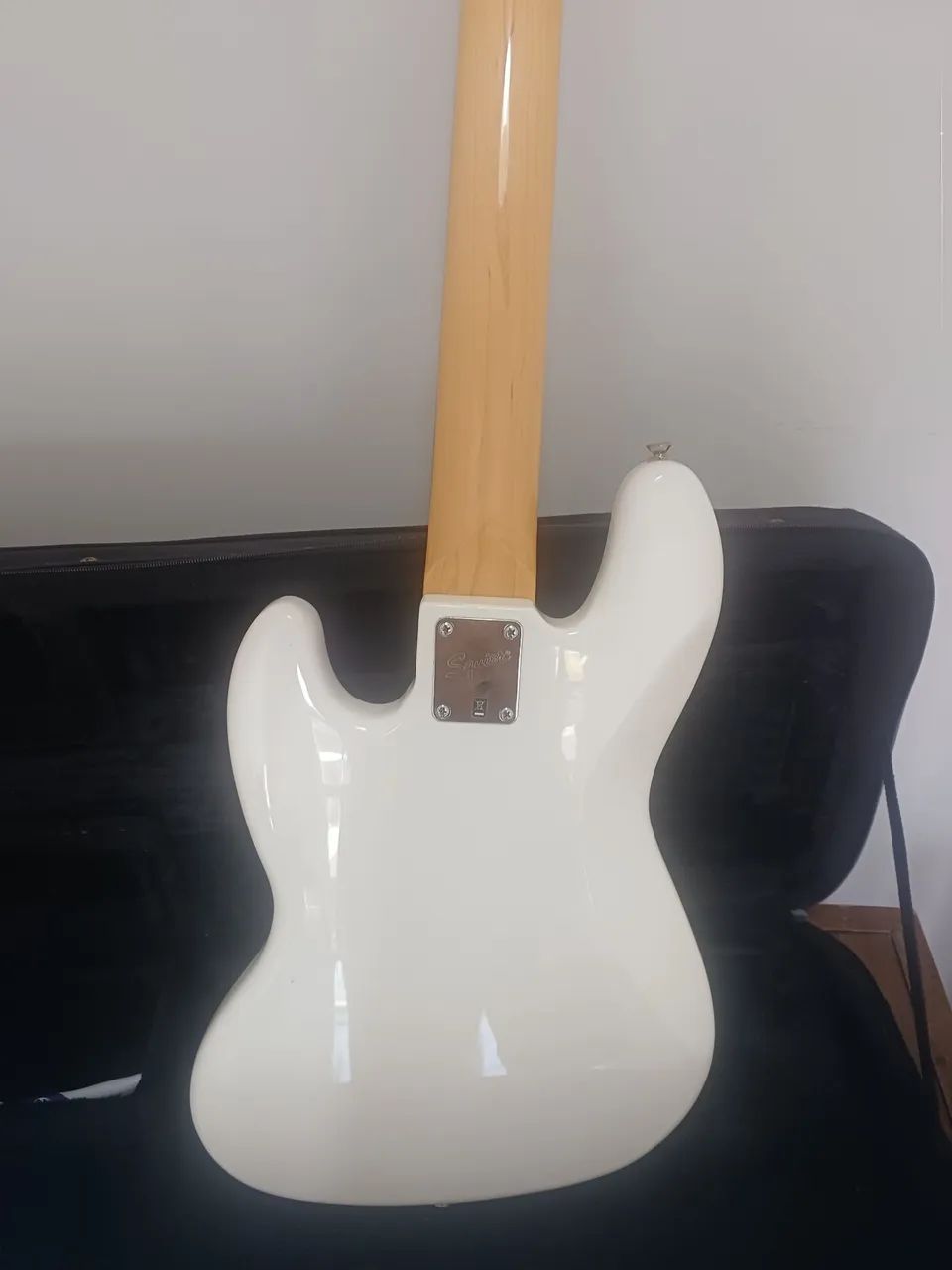 Contra baixo Vintage Modified Squier  - Foto 5