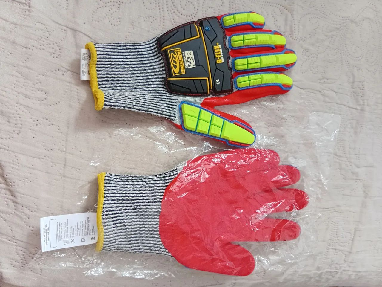 Vendo luvas pra trabalhar resistente  - Foto 4