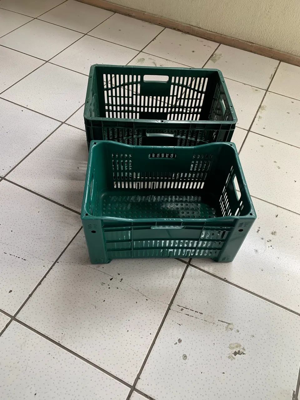 Caixas plásticas de dois tamanhos  - Foto 2