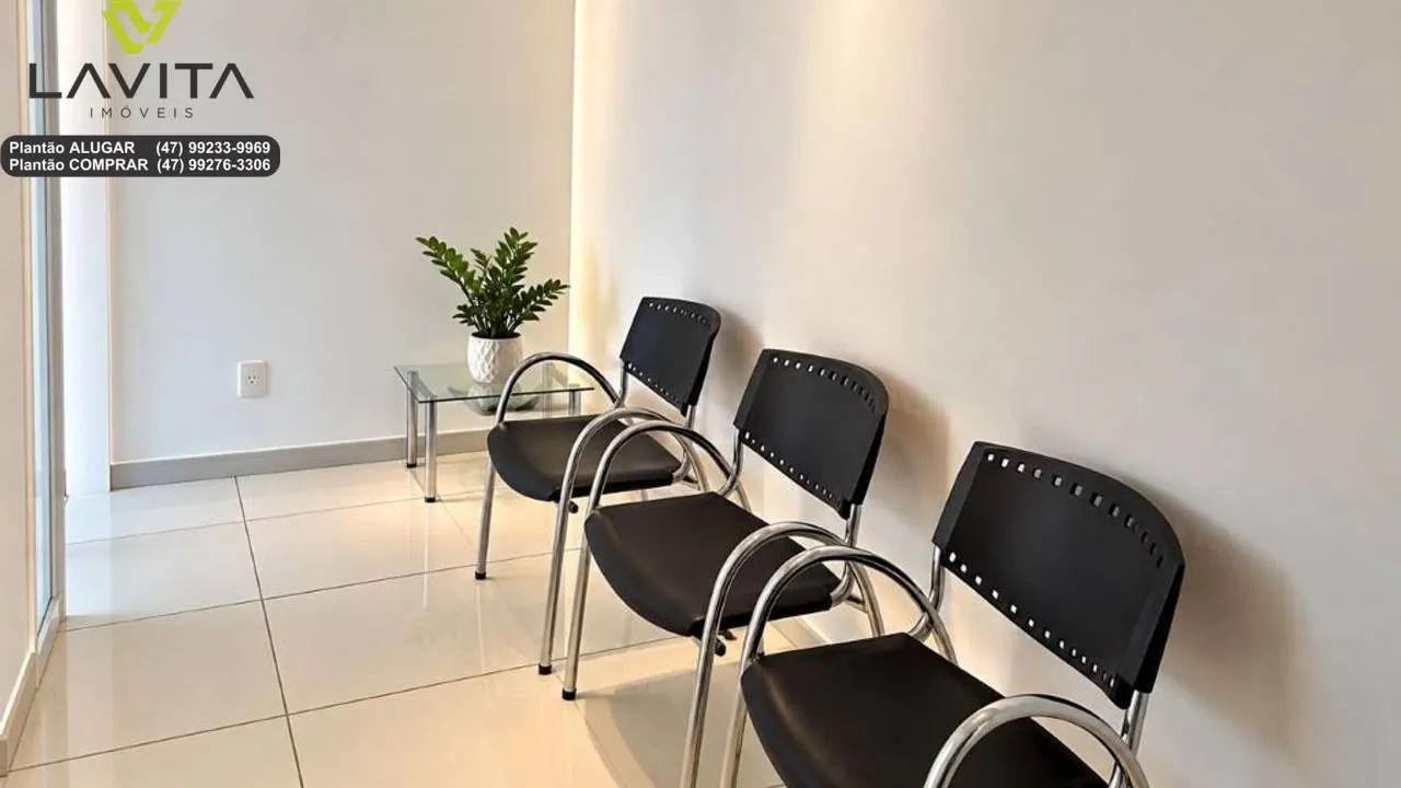 Sala Comercial MOBILIADA à VENDA no Edifício Eduardo Schadrack no Centro de Blumenau  SC - Foto 2