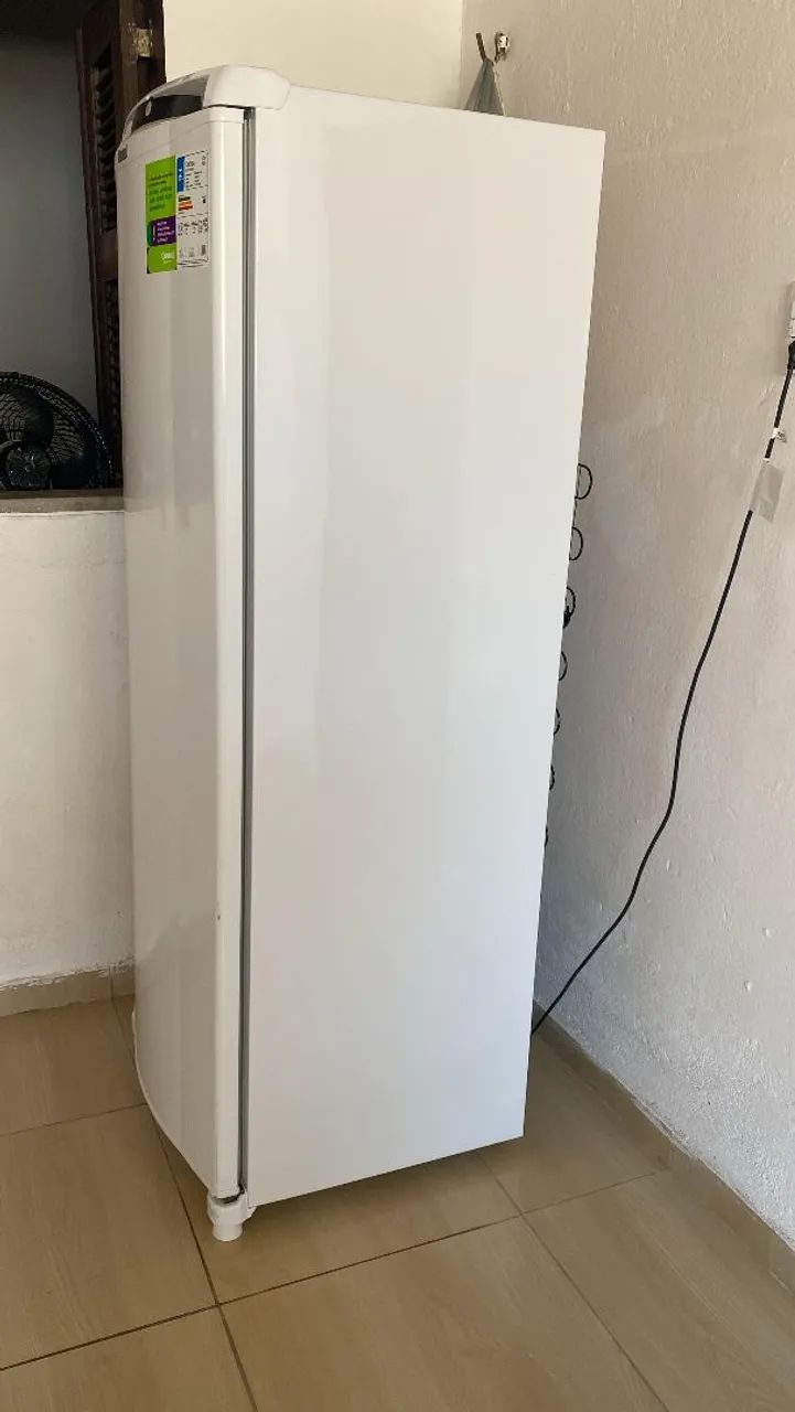 Vende-se Geladeira consul - Foto 2