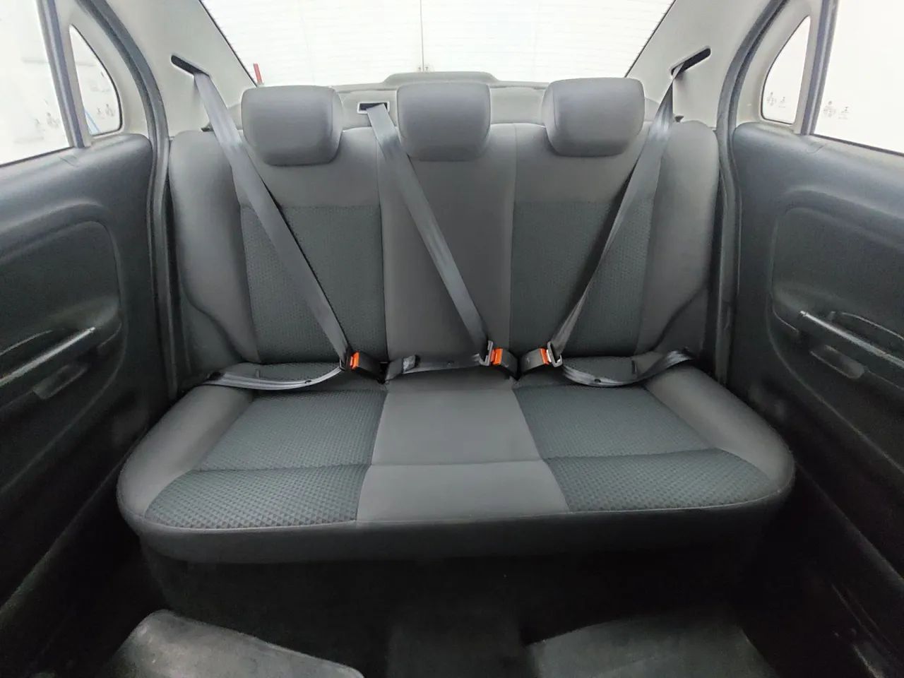 Volkswagen Voyage 1.0 Flex 12V 4p, foto 16 de 16
