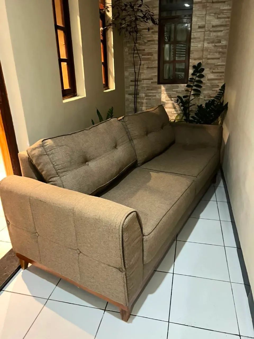 Sofá 2 Lugares Confortável e Bem Conservado - Foto 5