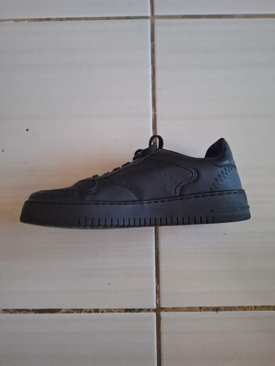 Tênis casual preto  - Foto 2