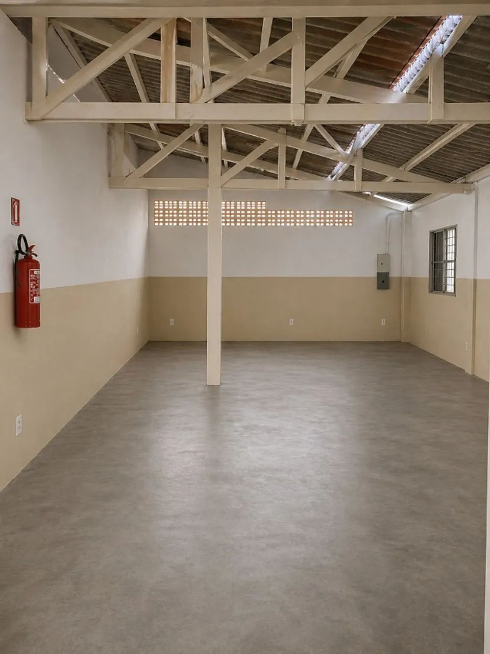 ALUGA-SE IMÓVEL IDEAL PARA INDUSTRIA NO MONTESE  - Foto 2