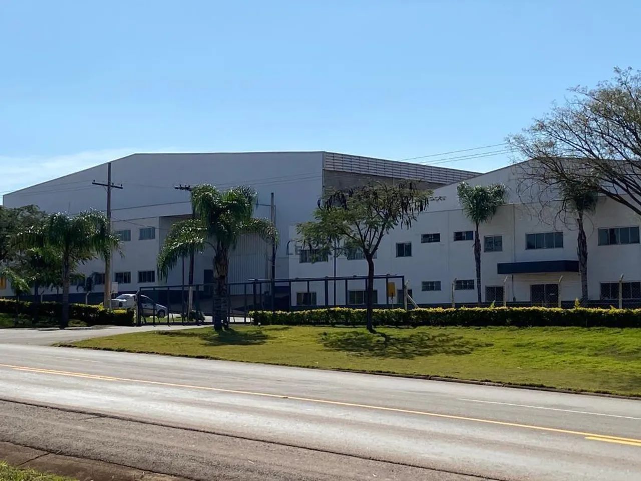 Galpão para alugar em Iracemápolis, Distrito Industrial, com 1900 m² - Foto 3
