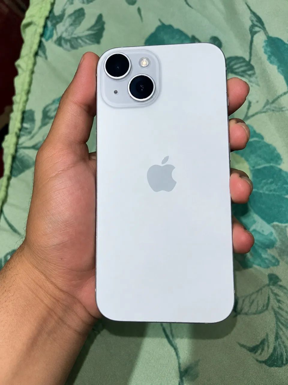 iPhone 15 normal 