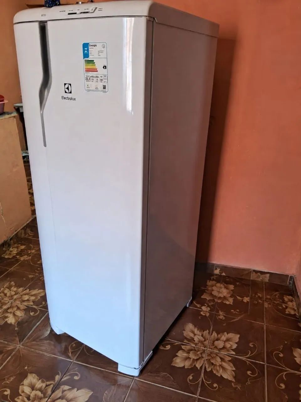 Geladeira Electrolux ótimaa  - Foto 2