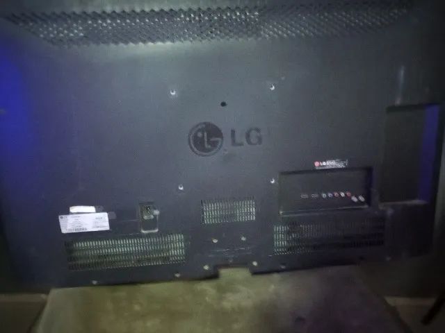TVs Usada com defeitos sendo SEMPRETOSHIBA 39 PLEGADAS,LG 42