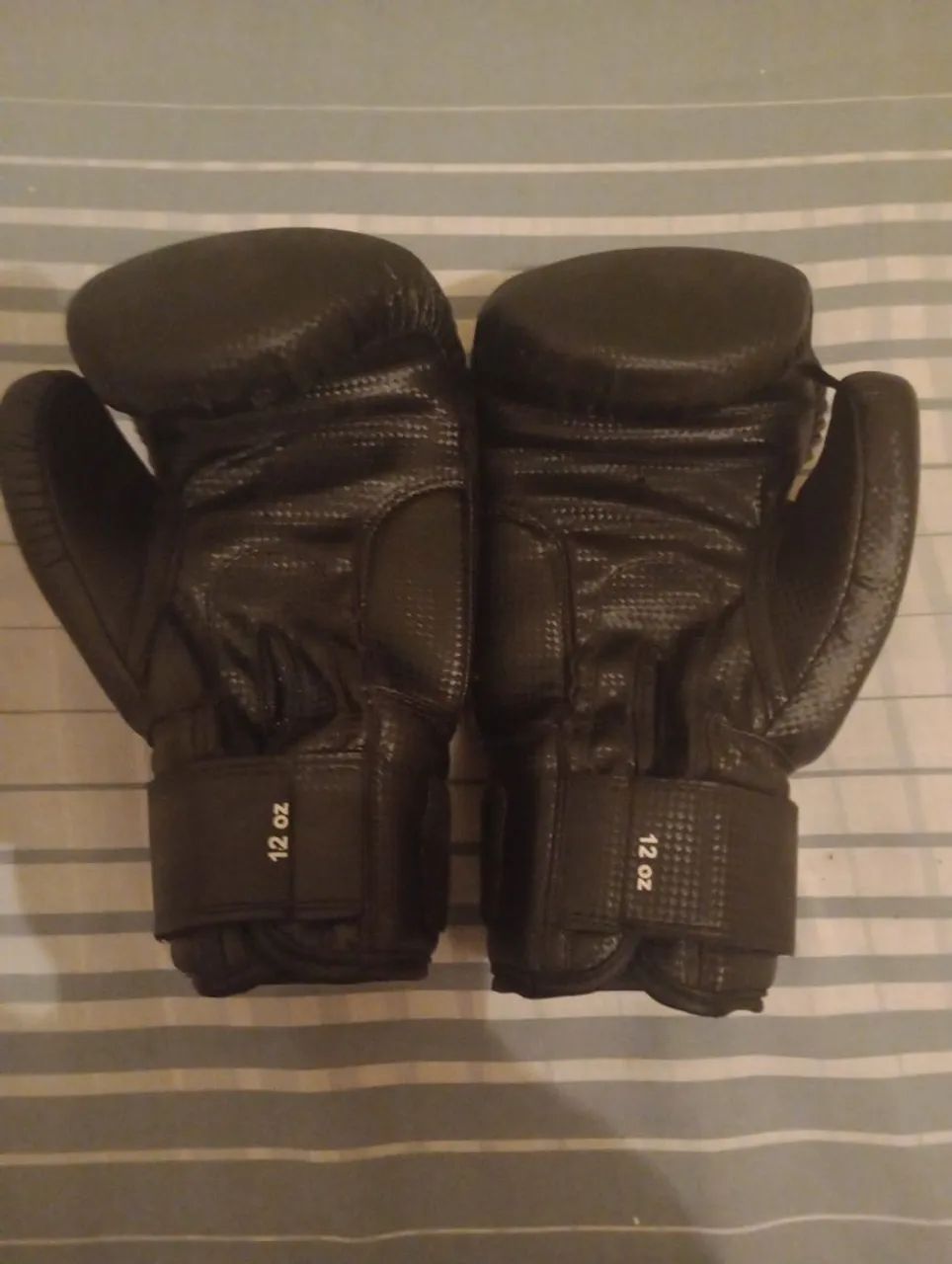 Luva de boxe/ muay thay nova - Foto 2