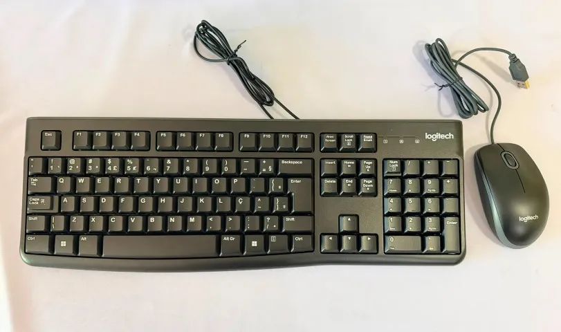Kit Teclado e Mouse Logitech MK120 USB Original - Usado