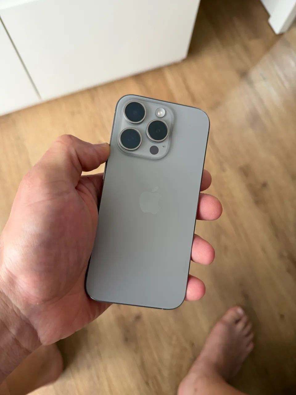 iPhone 15 pro 128 gb 
