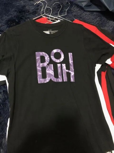Camisas BUH tamanho M / 120 cada