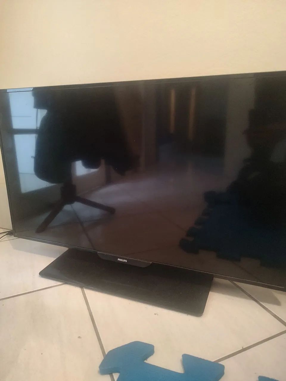 TV Philips 40" + aparelho streaming Roku - Foto 2