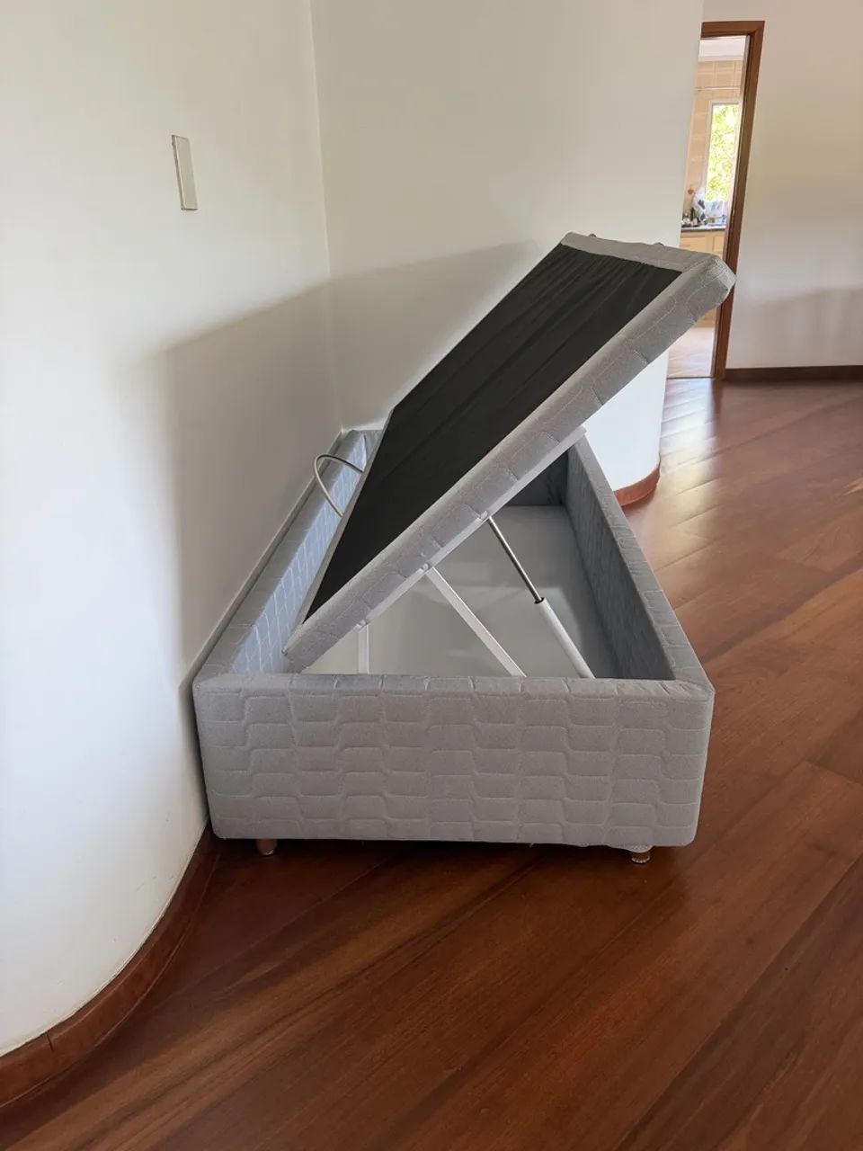 Cama Box Baú - marca Anjos (sem colchão)