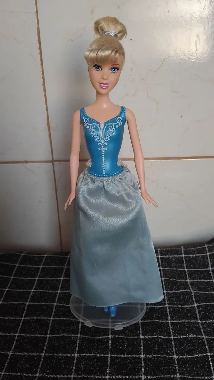 Boneca Cinderela 