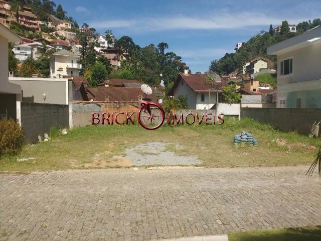 Excelente terreno plano com 331 m² em condomínio alto padrão em teresópolis - Foto 4