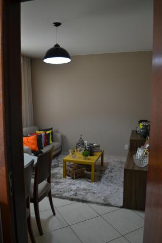 QR1 - A casa 04 quartos sendo uma suite, 02 pavimentos com 144m2. Excelente Localização - Foto 7