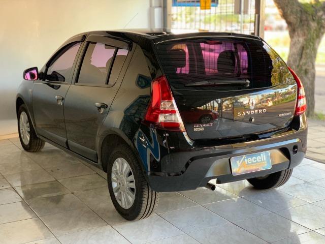 Renault Sandero Privilege 1.6 automático 2013 - Foto 7