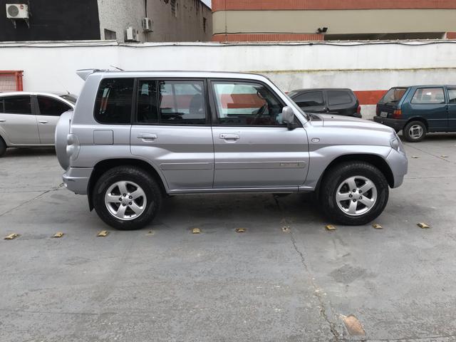 PAJERO TR4 2.0 4x4 AUTOMÁTICO - Foto 7