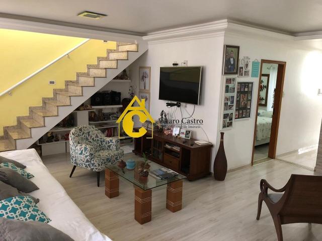 COD 224 - Belíssimo Duplex 5 quartos e 3 vagas - Rancho Novo - NI - Foto 2