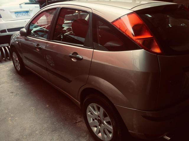 Focus Hatch 1.6 Flex Zetec Rocan 2006/2007 - Carro muito conservado! - Foto 4