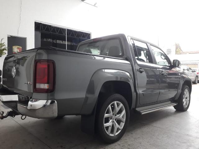 VW/Amarok 2.0 Highline 4x4 CD 16v TB 2017/2018 Cinza - Foto 3