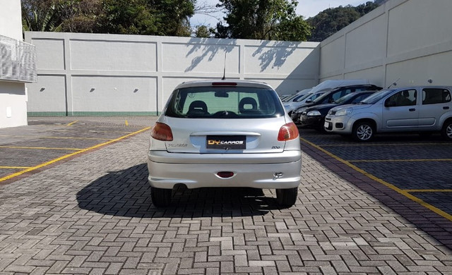 Peugeot 206 Feline - 3mil + 350 Mês - Foto 5